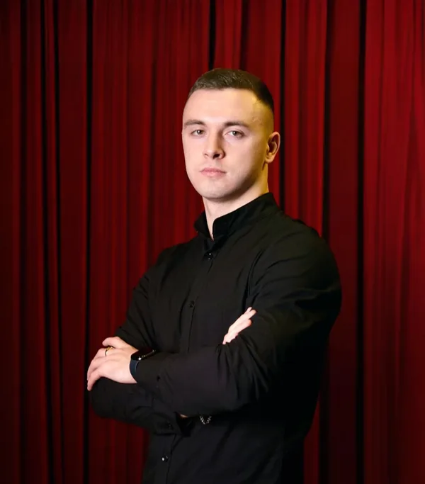 Ведущий Влад